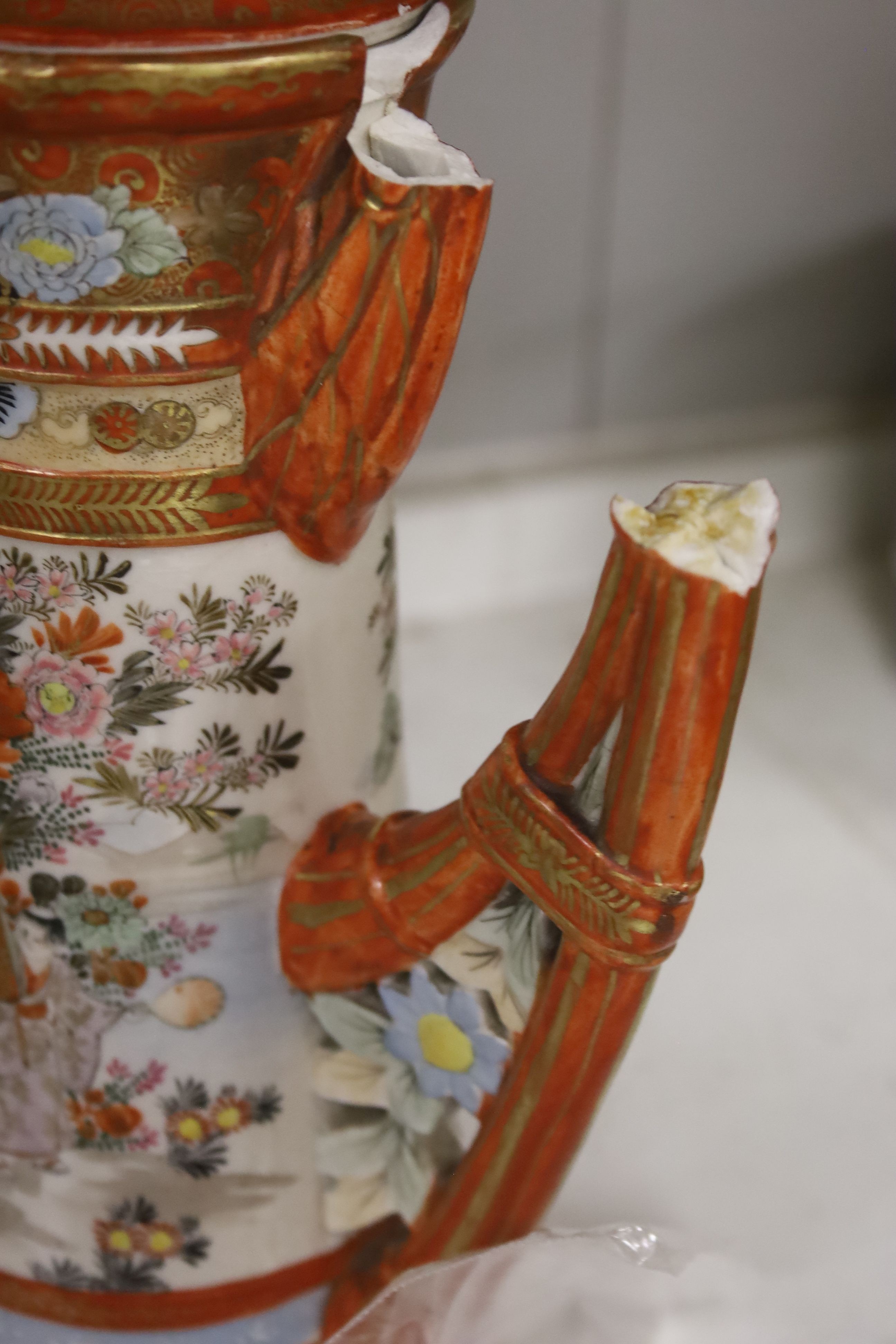 Two Chinese ‘millefleur’ dishes, a turquoise ground ‘Dragon’ dish Guangxu mark and period, a late 19th century famille rose jar etc.